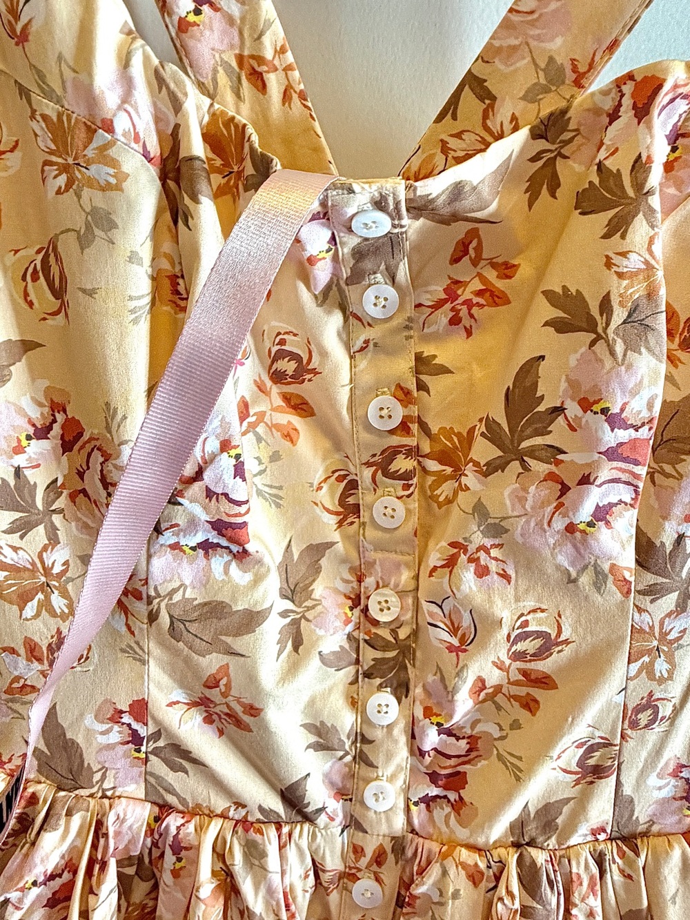 House of cb ALBA Honeyflower Print Gathered Cotton Midi Dress - Picture 3 of 5